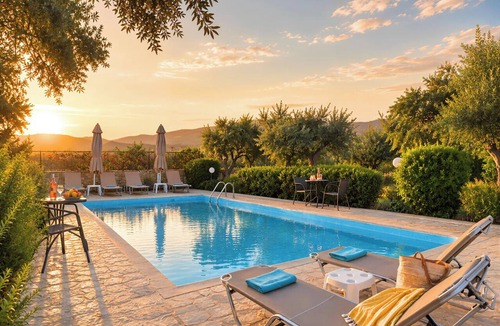 Agios Nikolaos Town Apartment | Plaisir Beachside Apt