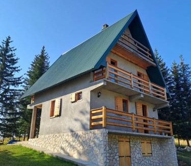 Razvrsje House | Planinska kuća