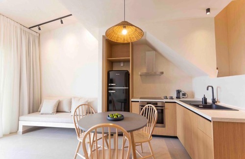 Paliouri Apartment | Pnoes Luxury Suites
