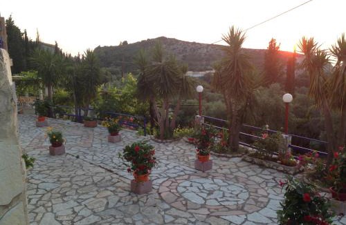 Agios Nikitas Hotel | Politia Hotel