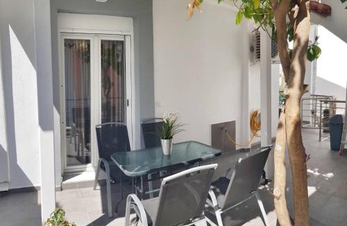 Polichrono Apartment | Polychrono New 2 Bedroom Apt. Just By The Sea!