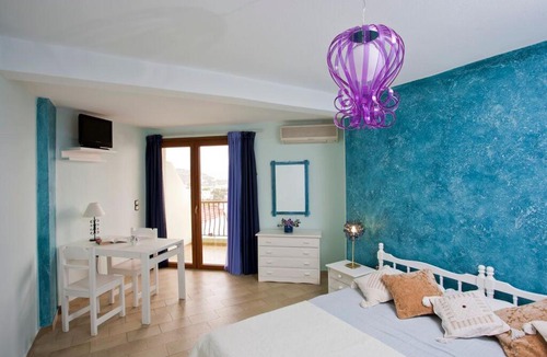 Tolo Apartment | Polydor