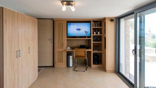 Kilada House | Porto Cheli Studio - Poolside Lux Getaway