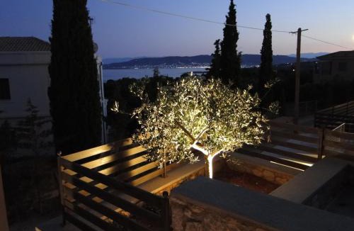 Agios Emilianos Villa | Porto Heli Villas & Studios