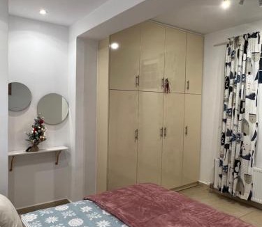Ormos Agiou Ioannou Apartment | Porto Rafti view by Akroploro