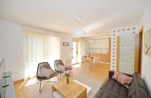 Skaljari Apartment | Posto Capitano C Group