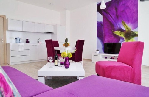 Dobra Voda Apartment | Prestige Apartment - Sea View, Private Beach, Pools & Fitness
