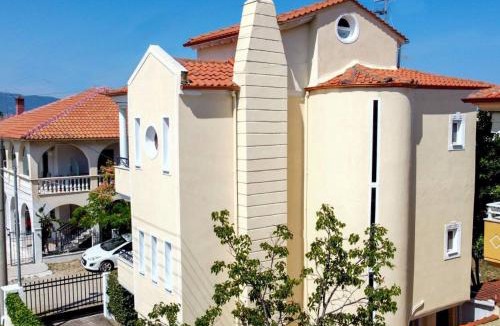 Asprovalta Villa | Prime Luxury Villa beach front