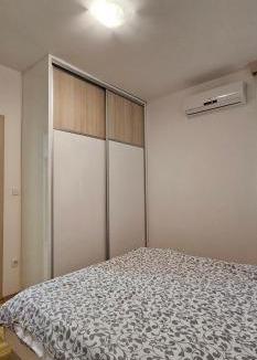 Lazi Apartment | PriSMi