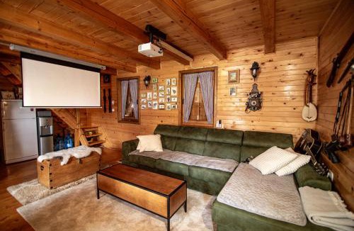 Savnik House | Private Cabin in the Woods