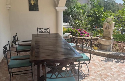 Przno Apartment | Private Patio Przno Steps to Beach 2 Bedroom 2 Parkings BBQ Villa Olive