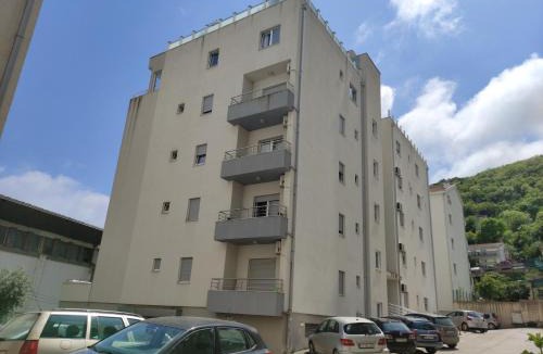 Golubovina Apartment | Private roof-top terrace modern 3-bedroom apt