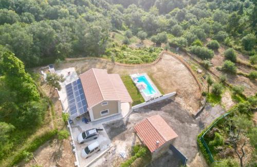 Corfu Town Villa | Private Villa Maothis