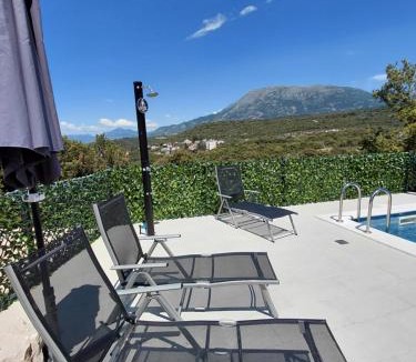 Utjeha Villa | Private Villa with Pool - Utjeha Hills