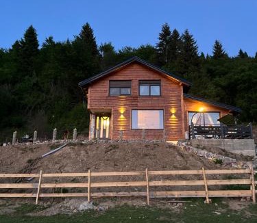 Montenegro House | Prokletije Alpine Cottage