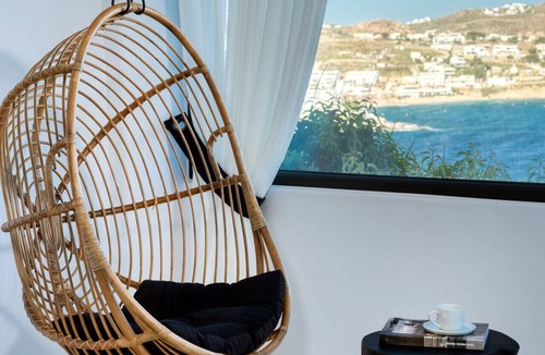 Paraga House | Pure Luxury Villa to Cater Even the Most Demanding Travelers at Perfect Location