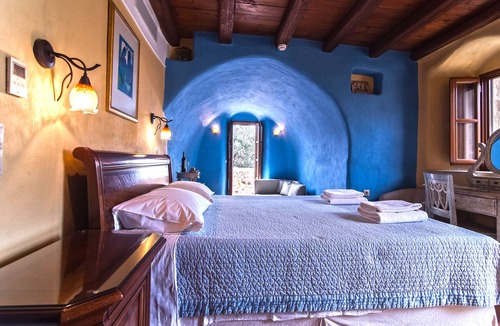 Rachi Hotel | Pyrgos Petropoulaki