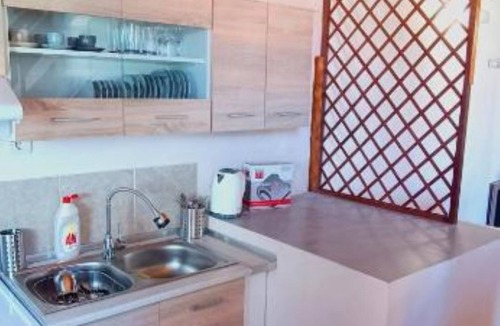Vatolakkos House | Quadruple Room with Terrace - George & Helen's House
