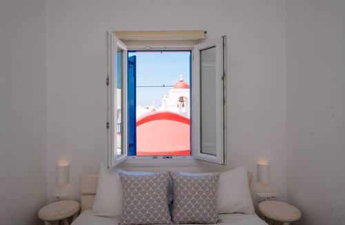Mykonos Town Hotel | Queen Bed Economy Room