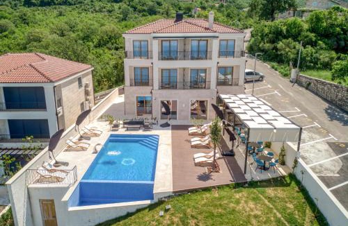 Sveti Stefan Apartment | Quercus Residences Apartments