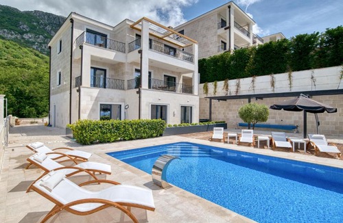 Budva Municipality Apartment | Quercus Villa 2