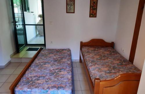 Lefkas Apartment | Quiet Agricultural Guesthouse