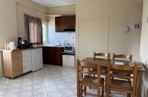 Gythio Apartment | Quiet holiday flat with a view over the Laconian Gulf