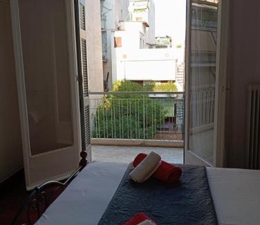 Athens House | Quiet private room in a dormitory 5' from metro
