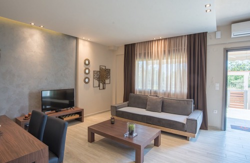 Nikita Villa | Quintessence Villa Level Suite