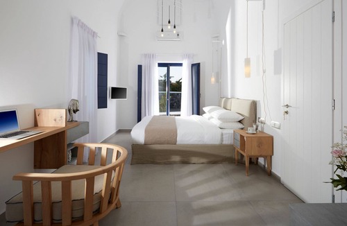 Exo Gialos Villa | R 1474 Aqua with Bottle of Wine upon Arrival, Garden View & Sea view.