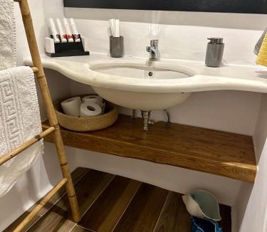 Platis Gialos Apartment | Raffar luxury houses Psarou