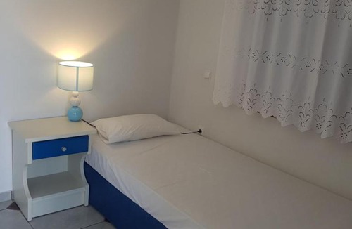 Logaras Apartment | Ragoussis House
