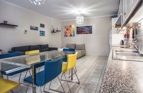 Alepou Hotel | Rarakos Houses