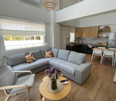 Nea Fokaia Apartment | Re-Treat