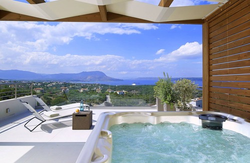 Kokkinon Khorion Villa | Really relaxing moments at this elegant sea-view villa with a private pool!