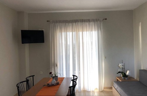 Ormilia House | Red Coral Apartments