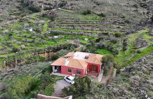 Kontos House | Red House Retreat Aegina Kontos