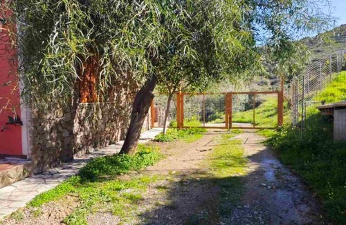 Kontos House | Red House Retreat Aegina Kontos