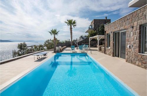 Aegina Town House | Red Rock Villa