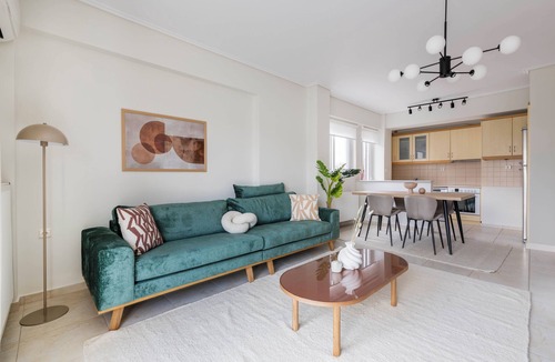 Marousi Apartment | Refined 2BR Apartment in Marousi