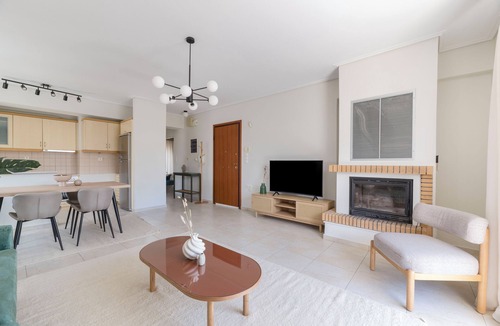 Marousi Apartment | Refined 2BR Apartment in Marousi