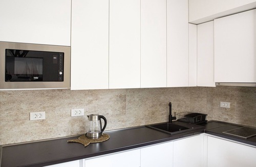 Sutomore Apartment | Relaxing One-bedroom Apartment with Rooftop Pool