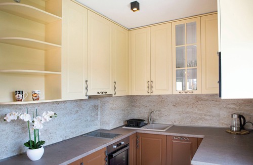 Sutomore Apartment | Relaxing One-bedroom Apartment with Rooftop Pool