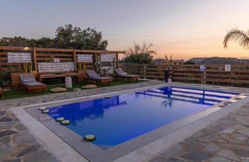 Kalyvia Thorikou House | RELAXING POOL HOUSE IN LAGONISI 1