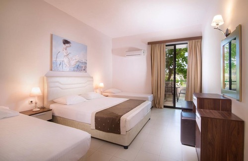 Vourvourou Hotel | Rema Hotel