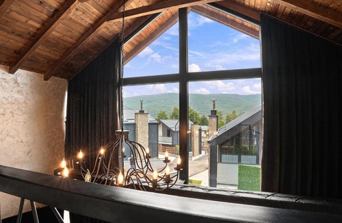 Restelicë Villa | Ren Villas