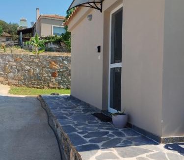 Kymi-Aliveri Apartment | Reniza House 2