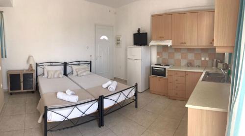 Drosia Apartment | Retreat Apartments in Drosia - Apartment for 4