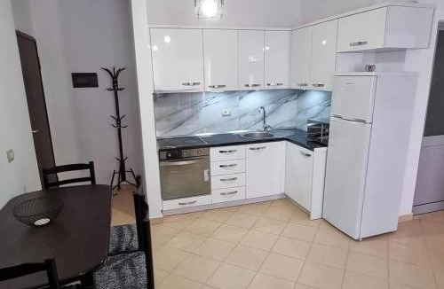 Shkembi i Kavajes Apartment | Riem Apartaments