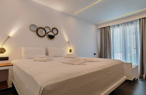 Skopelos Town Hotel | Rigas Hotel Skopelos by GHH